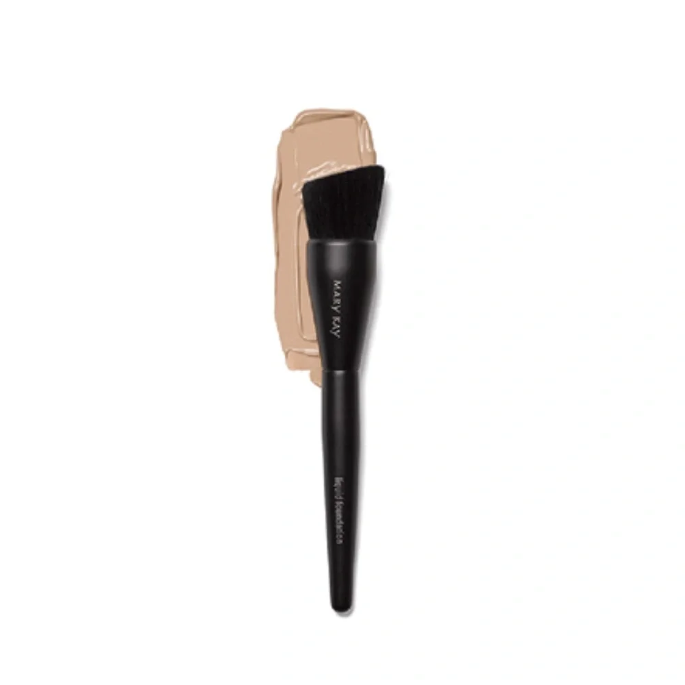 Mary Kay Sleek Black Foundation Brush
